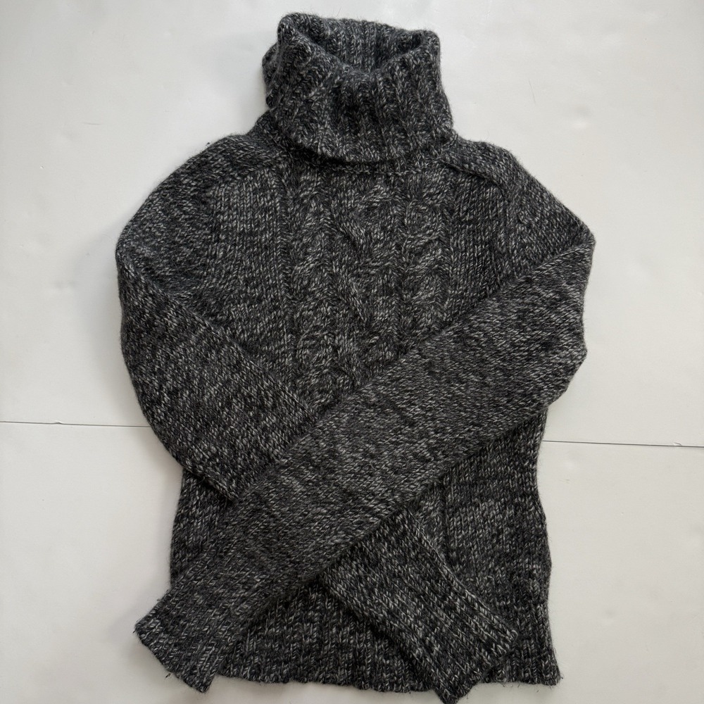 Express Turtleneck Knit Sweater Womens M  Cashmere Merino Wool Angora Cable Knit
